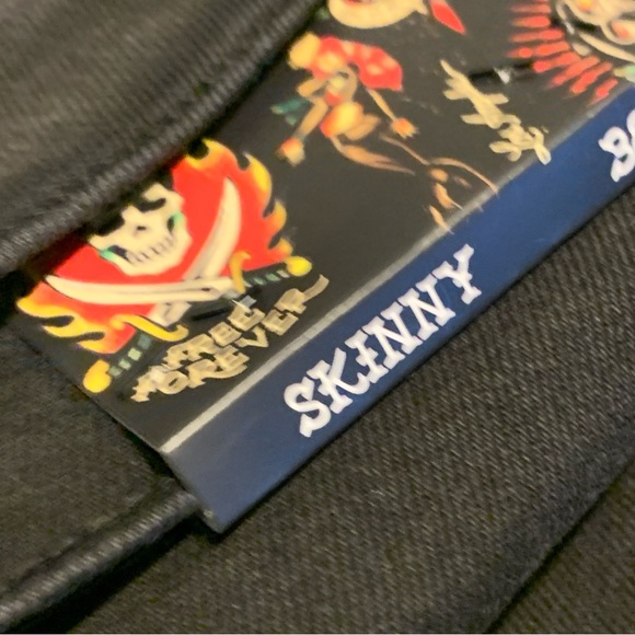 Ed Hardy Jeans Mens Sz 38x30 Black Embroidered Skull Denim Skinny - Picture 8 of 9